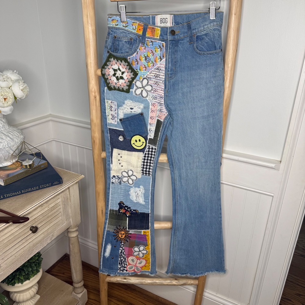 BDG Urban Outfitters Patchwork High Rise Jeans Light Wash Crochet Sun 25 Retro